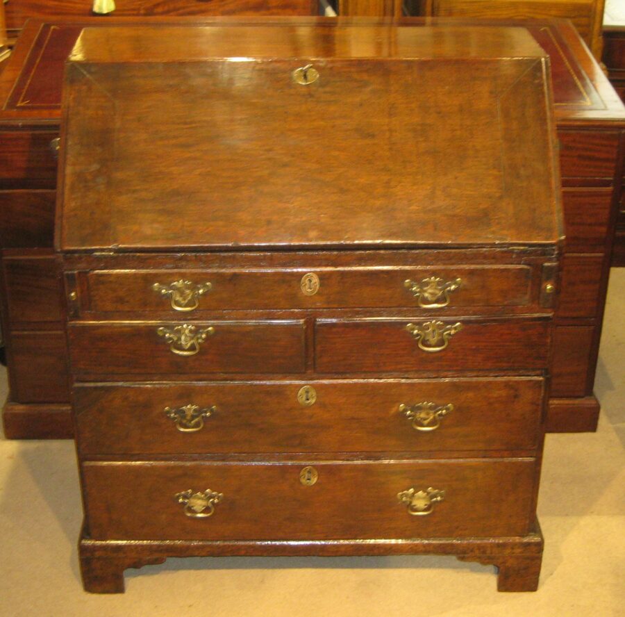 The Churchill Desk Dorking Desks