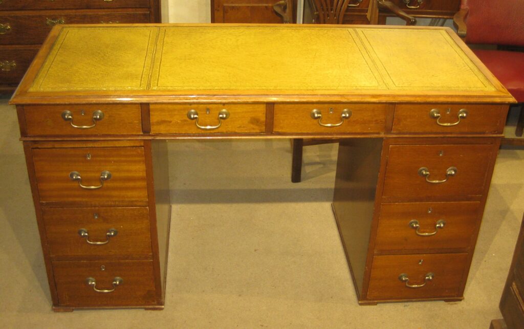 Antique Desks, Antique Desk Chairs, Antique Writing Tables & Bureaux