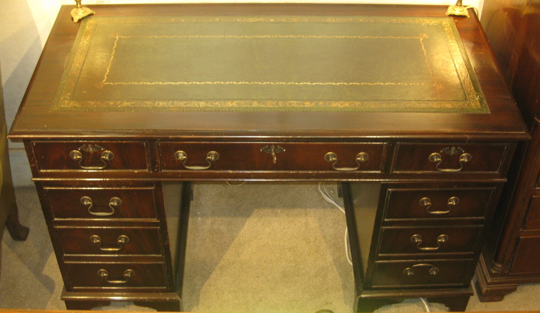 Reproduction ‘Victorian style’ mahogany pedestal desk. Dorking Desks