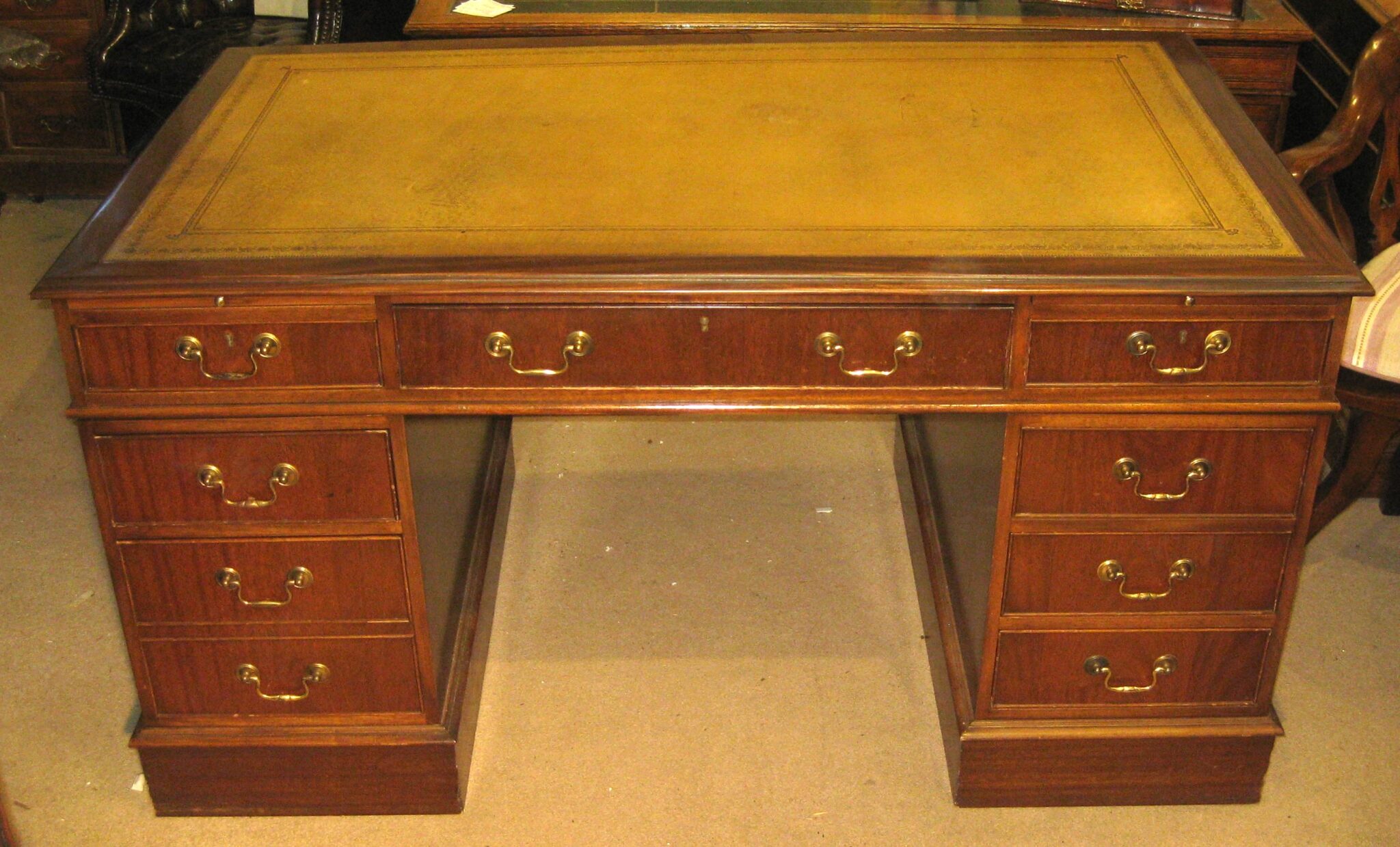 Well proportioned Victorian style mahogany reproduction pedestal desk